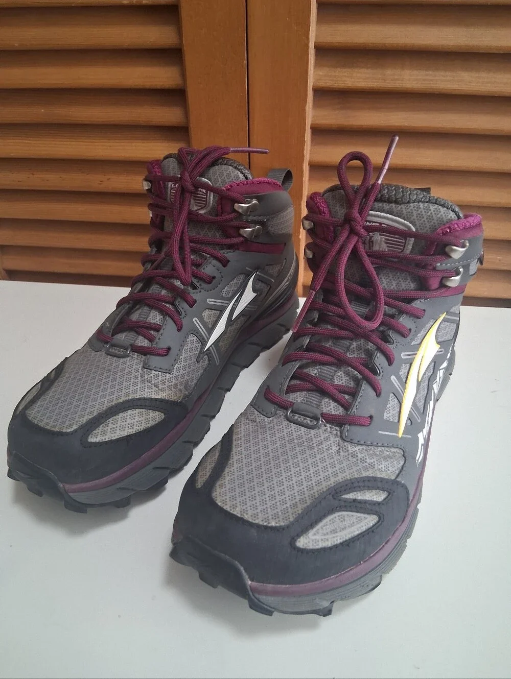 ALTRA Lone Peak 3.0 Polartec Women's Hiking Boots * Size: 9.5